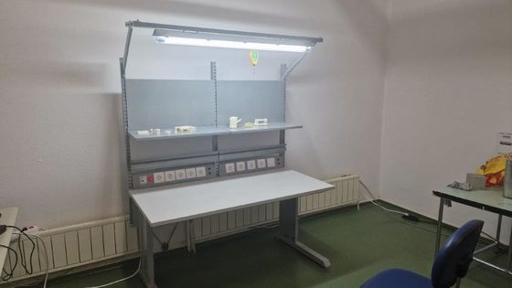 Customized Adjustable Industrial ESD Workbench For Electronics Assembly Lab Heavy Duty Work Table